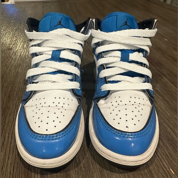 Kids Jordan Retro 1 - Picture 5 of 13